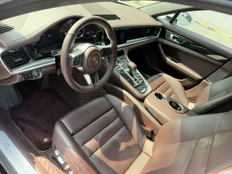 2019 Porsche Panamera с пробегом 103 000 км