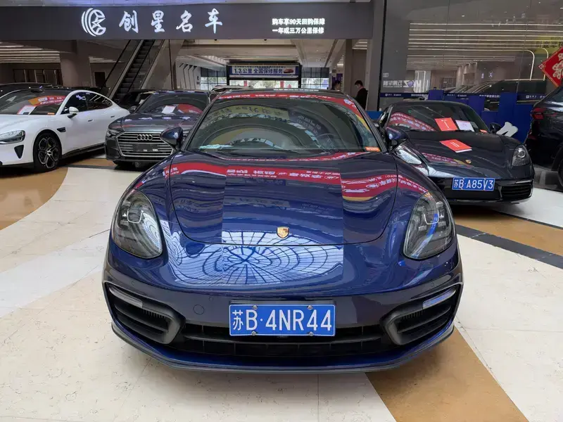 2021 Porsche Panamera с пробегом 43 000 км