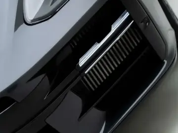 2022 Porsche Panamera с пробегом 83 000 км