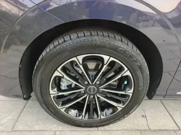 2021 Roewe iMAX8 с пробегом 74 000 км