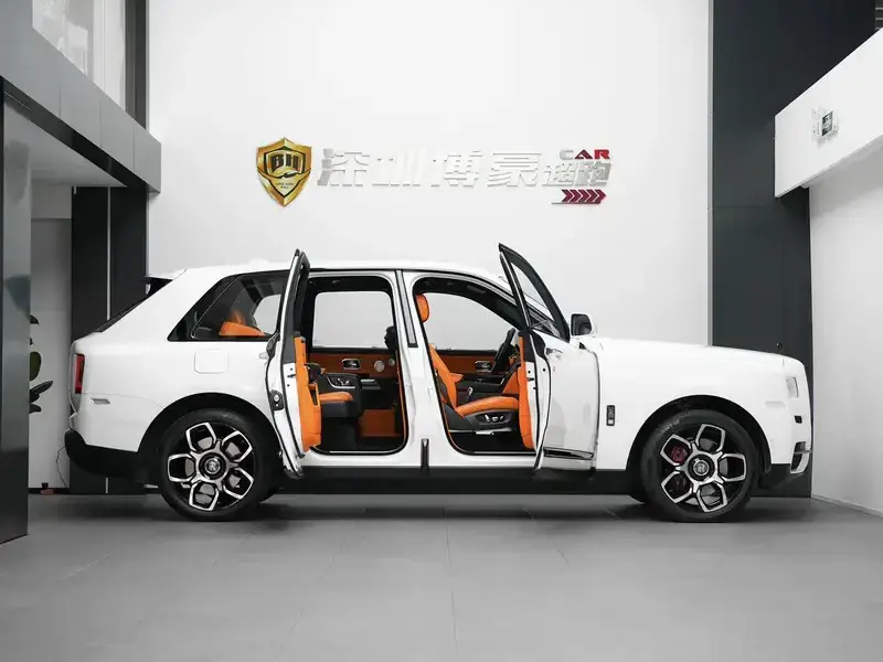 2020 Rolls-Royce Cullinan с пробегом 28 000 км