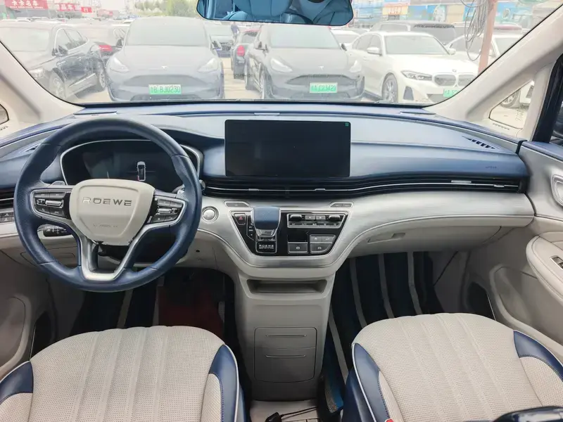 2021 Roewe iMAX8 с пробегом 88 000 км