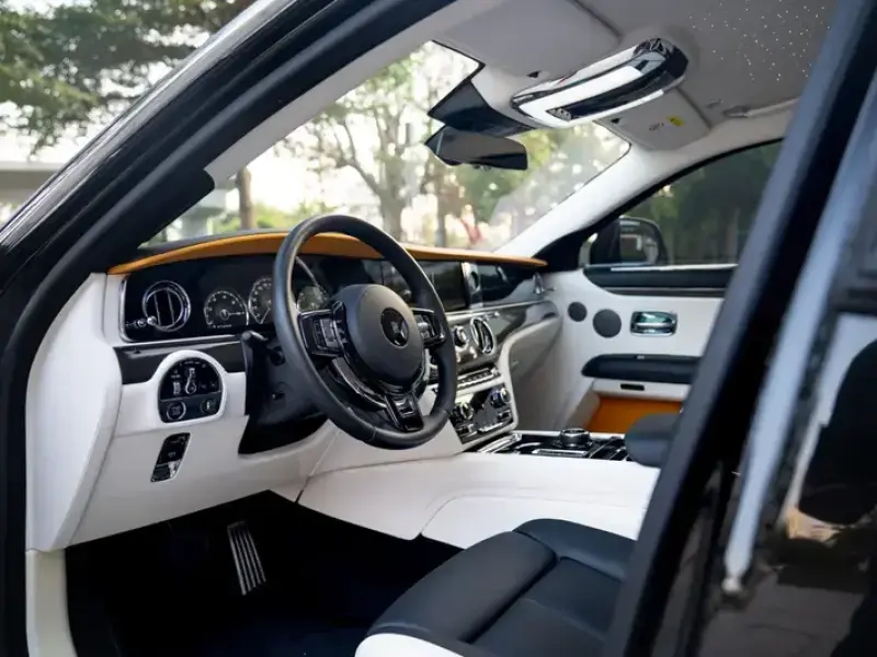 2021 Rolls-Royce Ghost с пробегом 13 000 км