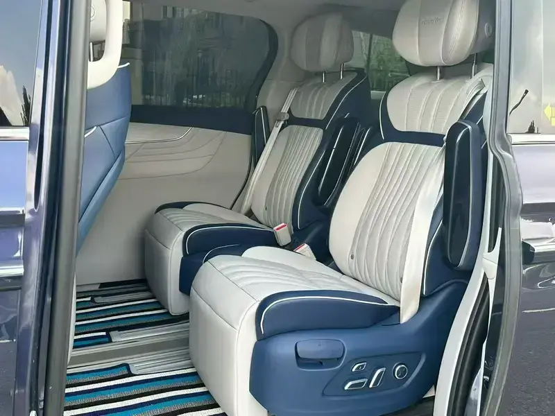 2021 Roewe iMAX8 с пробегом 88 000 км