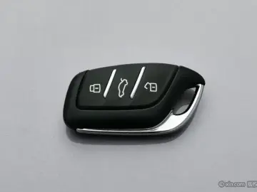 2025 Roewe M7 с пробегом 5 100 км