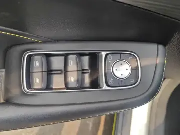 2021 Roewe RX5 с пробегом 26 000 км