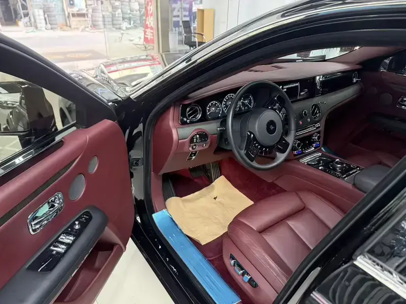 2022 Rolls-Royce Ghost с пробегом 21 000 км
