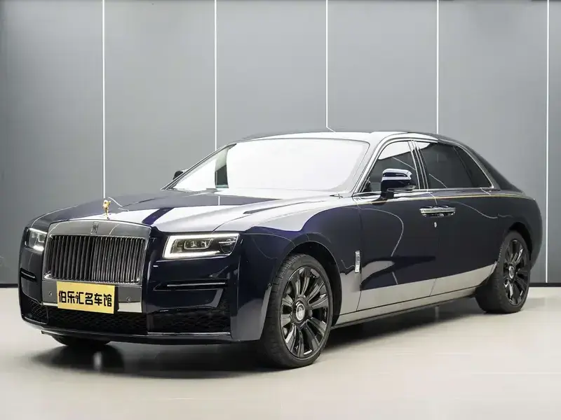 2021 Rolls-Royce Ghost с пробегом 28 000 км