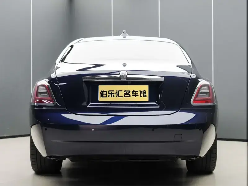 2021 Rolls-Royce Ghost с пробегом 28 000 км