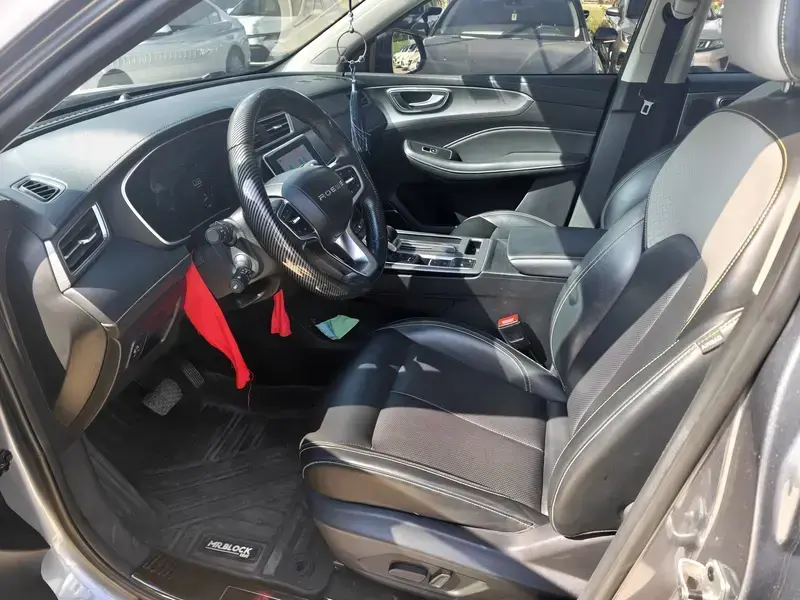 2020 Roewe RX5 с пробегом 98 000 км