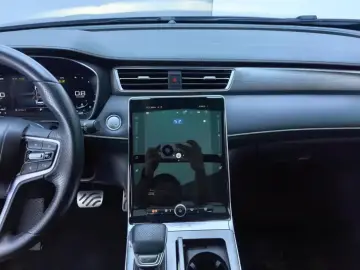 2020 Roewe RX5 с пробегом 32 000 км