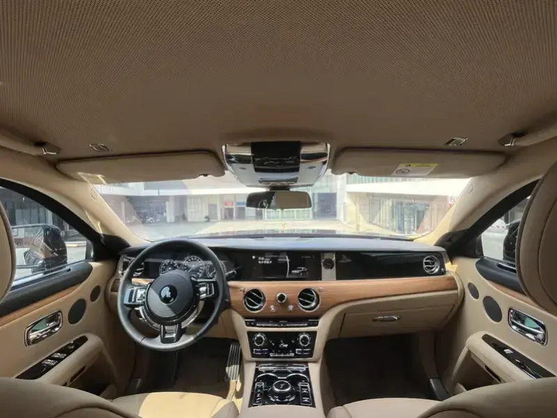 2021 Rolls-Royce Ghost с пробегом 46 000 км