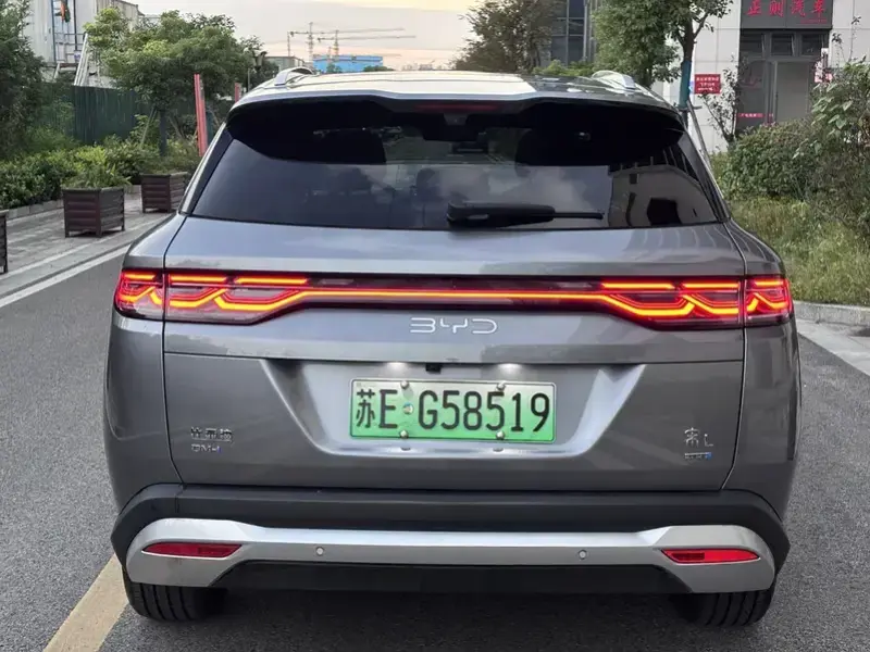 2025 BYD Song L с пробегом 3 000 км
