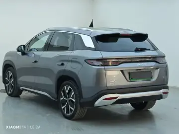 2024 BYD Song L с пробегом 20 000 км