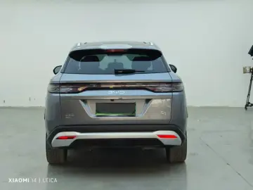 2024 BYD Song L с пробегом 20 000 км