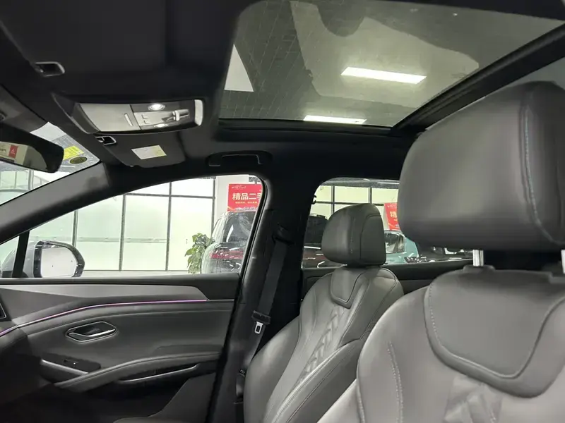 2025 BYD Song L с пробегом 24 000 км