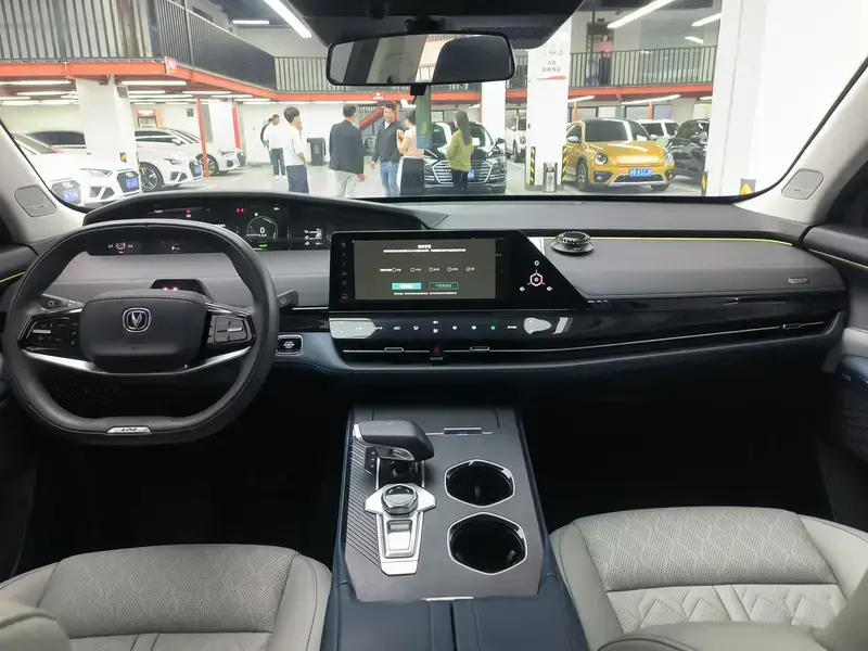 2022 Changan UNI-K с пробегом 74 300 км