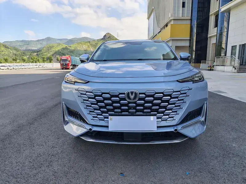 2022 Changan UNI-K с пробегом 41 600 км