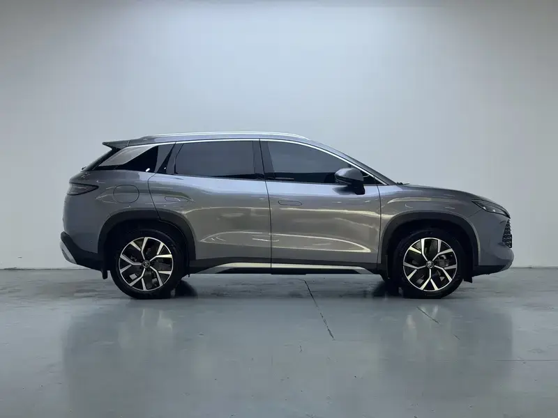 2024 BYD Song L с пробегом 57 800 км