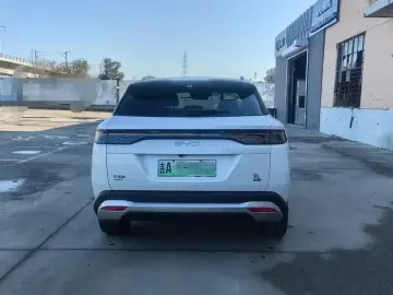 2026 BYD Song L с пробегом 14 000 км