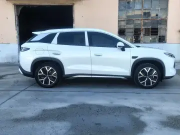 2026 BYD Song L с пробегом 14 000 км