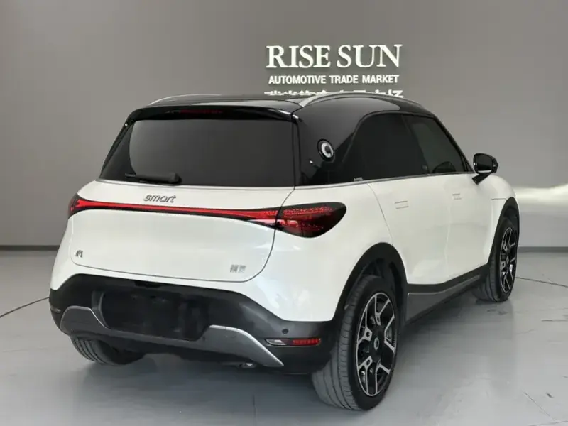 2022 Smart #1 с пробегом 31 100 км