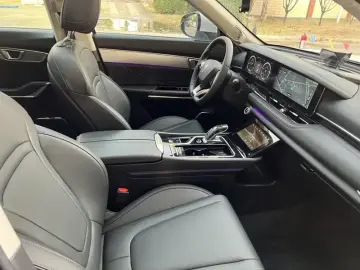 2019 FAW Bestune T99 с пробегом 50 000 км
