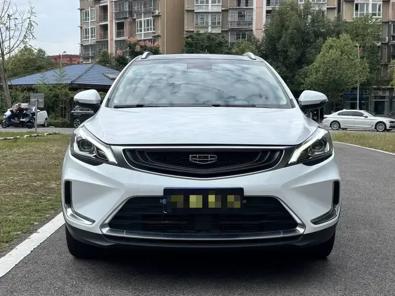 2019 Geely Emgrand с пробегом 30 000 км
