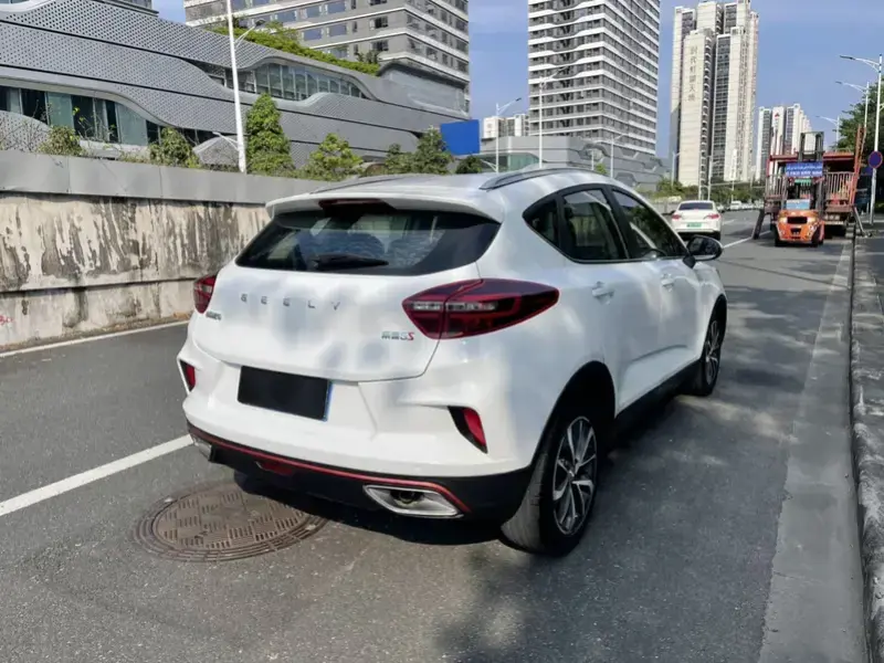 2020 Geely Emgrand с пробегом 65 000 км