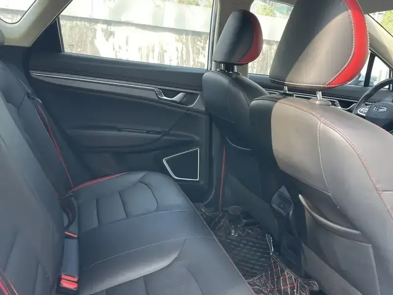 2020 Geely Emgrand с пробегом 65 000 км