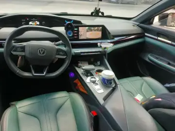 2024 Changan UNI-V с пробегом 63 000 км