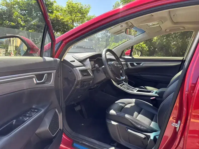 2019 Geely Emgrand с пробегом 59 800 км