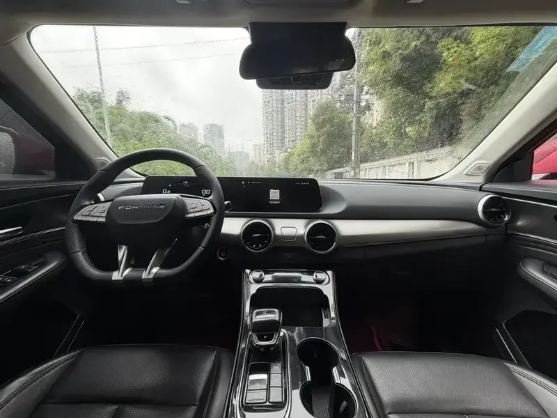 2021 Forthing T5 EVO с пробегом 142 100 км