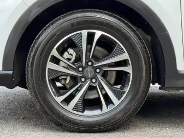 2023 JETOUR X70+ с пробегом 10 000 км