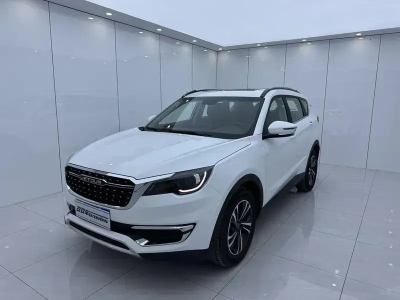 2023 JETOUR X70+ с пробегом 4 000 км