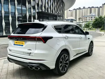 2023 JETOUR X70+ с пробегом 56 000 км