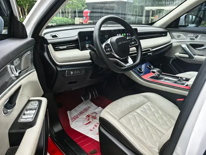 2023 JETOUR X70+ с пробегом 56 000 км
