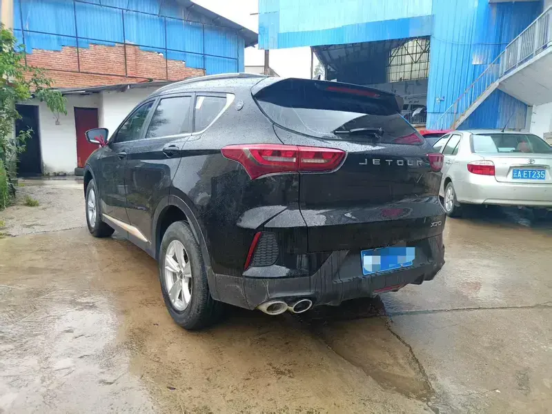 2024 JETOUR X70+ с пробегом 16 000 км