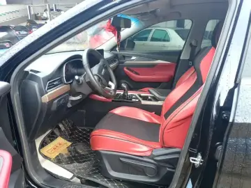 2024 JETOUR X70+ с пробегом 16 000 км