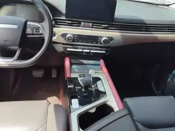 2023 JETOUR X70+ с пробегом 34 800 км