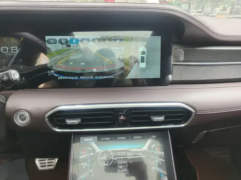 2023 JETOUR X90 с пробегом 42 000 км