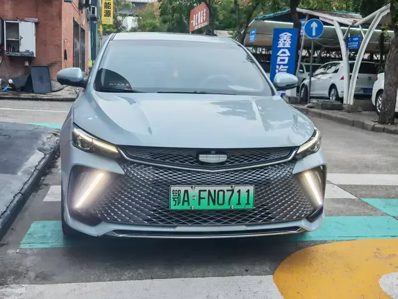 2022 Geely Emgrand L с пробегом 12 000 км