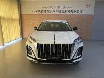 2025 Hongqi HS3 с пробегом 1 300 км