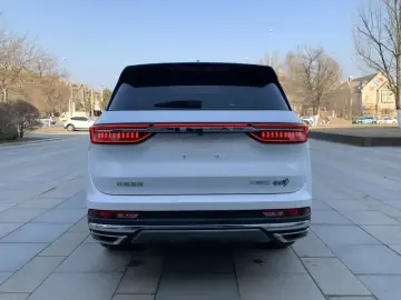 2023 JETOUR X90 с пробегом 25 000 км