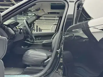 2023 Land Rover Range Rover Sport с пробегом 26 900 км