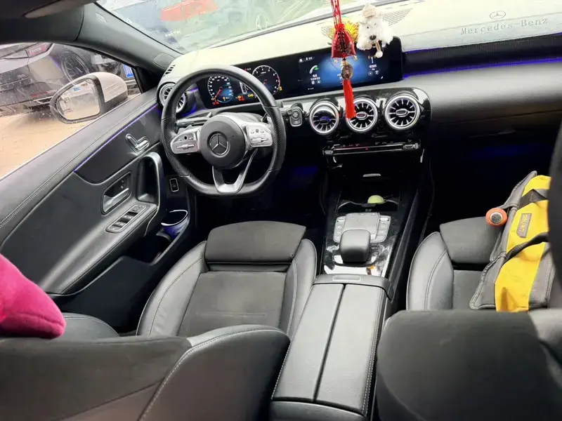 2023 Mercedes-Benz A-Класс с пробегом 40 000 км