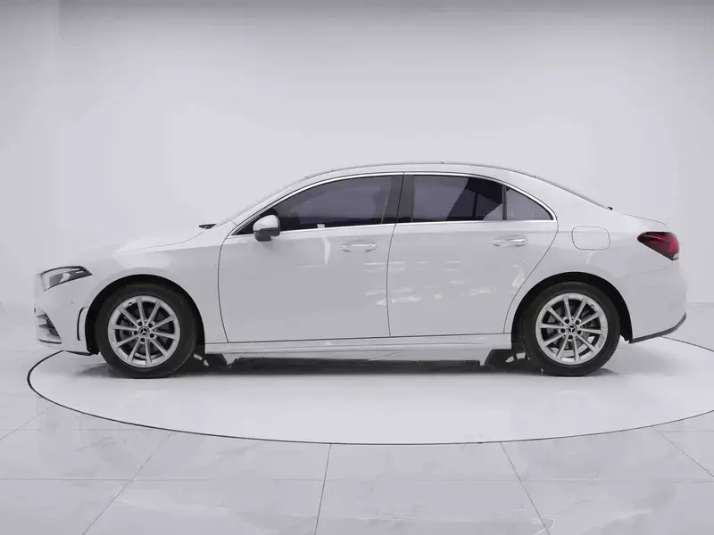 2020 Mercedes-Benz A-Класс с пробегом 57 000 км