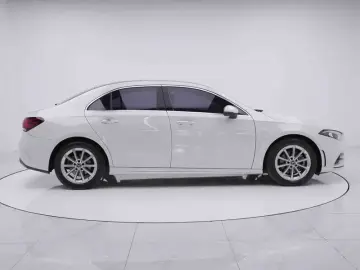 2020 Mercedes-Benz A-Класс с пробегом 57 000 км
