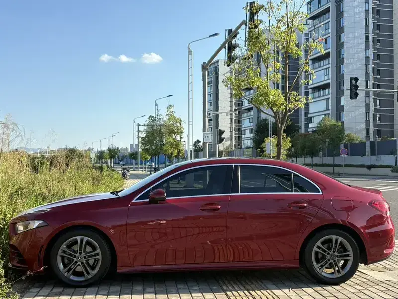 2019 Mercedes-Benz A-Класс с пробегом 134 000 км
