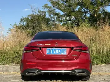 2019 Mercedes-Benz A-Класс с пробегом 134 000 км